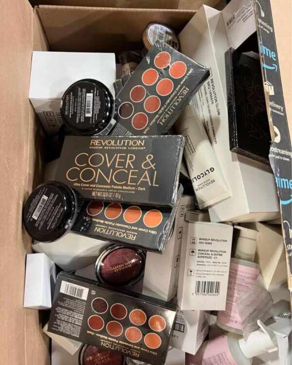 Skincare pallet | Makeup Products Pallet | Cosmetics Products Pallet liquidation - Image 7