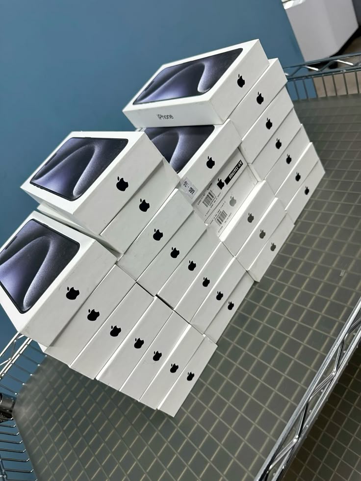iPhone 15 & 16 Pallets